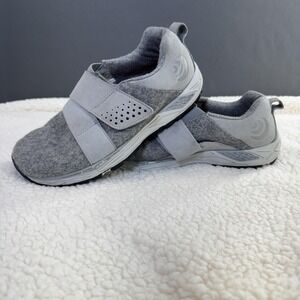 Topo Athletic Rekovr Shoes Womens Size 7 Gray Wool Ortholite Slip On Recovery